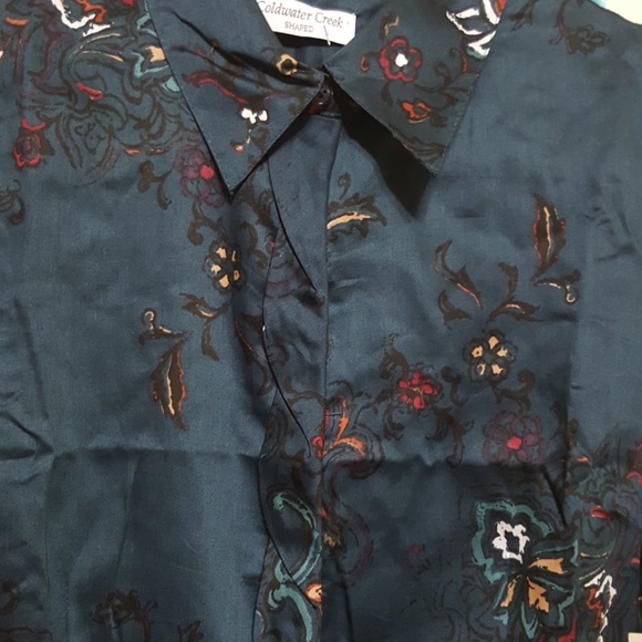Beautiful blouse Coldwater Creek. New with tags. - Picture 2 of 5